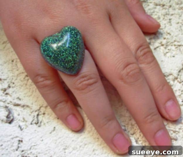 Glitter Resin Ring Dazzling glitter resin ring, a simple yet glamorous DIY jewelry project for all skill levels.