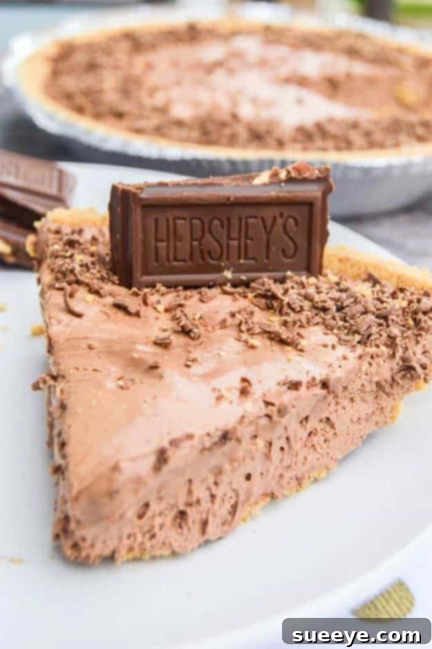 No Bake Desserts | 3 Ingredient No-Bake Hershey Pie - Quick Dessert Ideas and Easy Sweets You Can Make Without Baking - Healthy Cookies and Pie Amazingly simple 3-Ingredient No-Bake Hershey Pie, a creamy chocolate dessert for chocoholics.