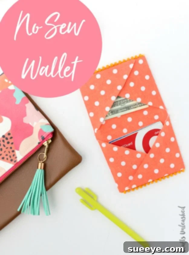 No-Sew Fabric Wallet Tutorial No Sew Gifts to Make - Easy DIY Christmas Presents -DIY No Sew Fabric Wallet