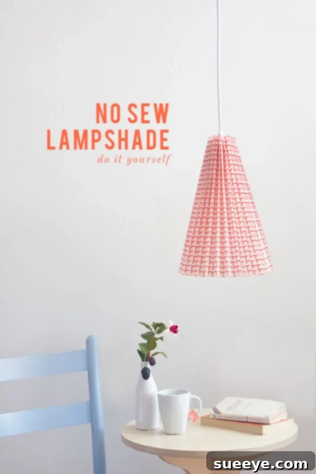 DIY No-Sew Lampshade No Sew Gifts to Make - Easy DIY Christmas Presents -No Sew Lampshade
