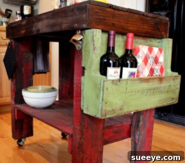 DIY Pallet Furniture Ideas - Pallet Island - Best Do It Yourself Projects Made With Wooden Pallets - Indoor and Outdoor, Bedroom, Living Room, Patio. Coffee Table, Couch, Dining Tables, Shelves, Racks and Benches Pallet Island - DIY Kitchen Workspace and Storage