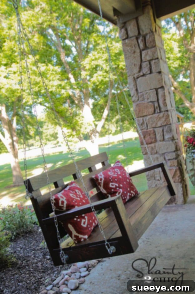 DIY Pallet Furniture Ideas - Porch Swing DIY - Best Do It Yourself Projects Made With Wooden Pallets - Indoor and Outdoor, Bedroom, Living Room, Patio. Coffee Table, Couch, Dining Tables, Shelves, Racks and Benches Pallet Porch Swing - DIY Outdoor Relaxation Furniture