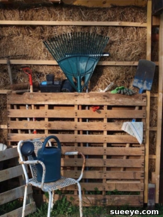 DIY Pallet Furniture Ideas - Garden Pallet as Instant Tool Shed - Best Do It Yourself Projects Made With Wooden Pallets - Indoor and Outdoor, Bedroom, Living Room, Patio. Coffee Table, Couch, Dining Tables, Shelves, Racks and Benches Garden Pallet as Instant Tool Shed - DIY Outdoor Storage Solution