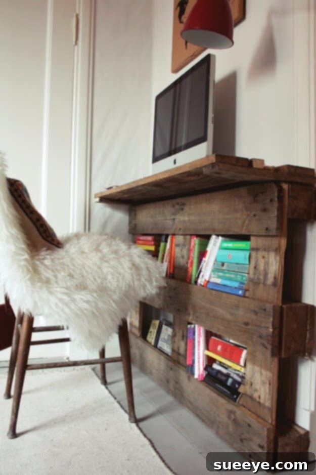 DIY Pallet Furniture Ideas - DIY Pallet Desk - Best Do It Yourself Projects Made With Wooden Pallets - Indoor and Outdoor, Bedroom, Living Room, Patio. Coffee Table, Couch, Dining Tables, Shelves, Racks and Benches DIY Pallet Desk - Rustic Home Office Furniture