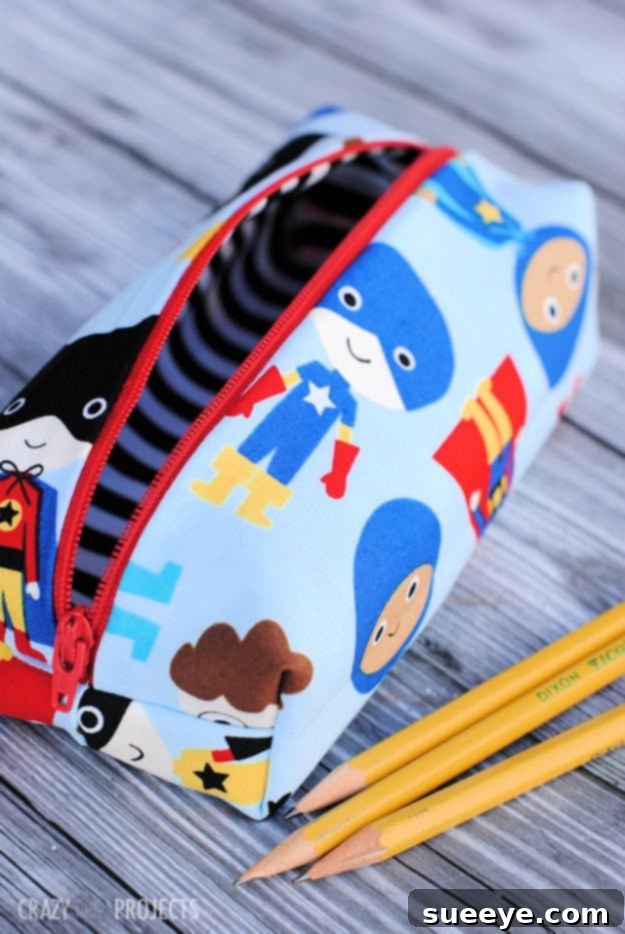 Easy Sewing Projects to Sell - Pencil Case Tutorial - DIY Sewing Ideas for Your Craft Business. Make Money with these Simple Gift Ideas, Free Patterns #sewing #crafts Easy Sewing Projects to Sell - Pencil Case Tutorial - DIY Sewing Ideas for Your Craft Business. Make Money with these Simple Gift Ideas, Free Patterns #sewing #crafts