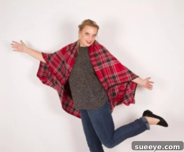 Easy Sewing Projects to Sell - Blanket Cape Tutorial - DIY Sewing Ideas for Your Craft Business. Make Money with these Simple Gift Ideas, Free Patterns #sewing #crafts Easy Sewing Projects to Sell - Blanket Cape Tutorial - DIY Sewing Ideas for Your Craft Business. Make Money with these Simple Gift Ideas, Free Patterns #sewing #crafts