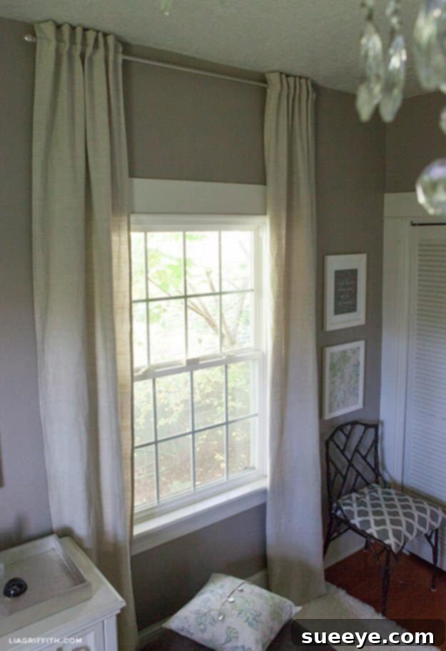 Easy Sewing Projects to Sell - Easy to Make Back Tab Curtains - DIY Sewing Ideas for Your Craft Business. Make Money with these Simple Gift Ideas, Free Patterns #sewing #crafts Easy Sewing Projects to Sell - Easy to Make Back Tab Curtains - DIY Sewing Ideas for Your Craft Business. Make Money with these Simple Gift Ideas, Free Patterns #sewing #crafts
