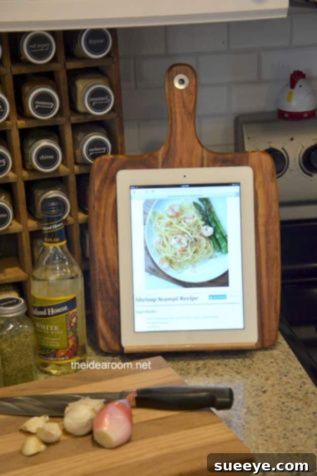 DIY Kitchen iPad Holder - Practical Mother's Day Gift Creative DIY Mothers Day Gifts Ideas - DIY Kitchen iPad Holder - Thoughtful Homemade Gifts for Mom. Handmade Ideas from Daughter, Son, Kids, Teens or Baby - Unique, Easy, Cheap Do It Yourself Crafts To Make for Mothers Day, complete with tutorials and instructions #mothersday