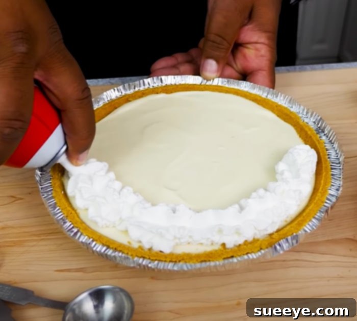 How To Make Strawberry Cream Cheese Pie - No-Bake Pie Recipe