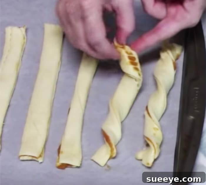 5-Ingredient Pumpkin Pie Hack 3 How To Make Pumpkin Pie Twist - Pumpkin Pie Twist Recipes