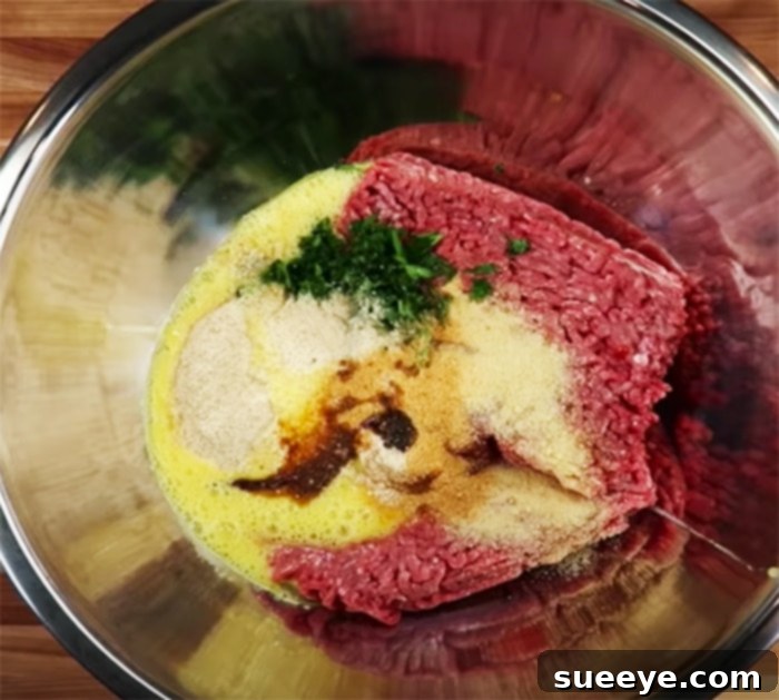 Gourmet Cheese-Stuffed Meatballs 2 How To Make Cheese Filled Meatballs - Homemade Recipes - Easy Meatball Recipes