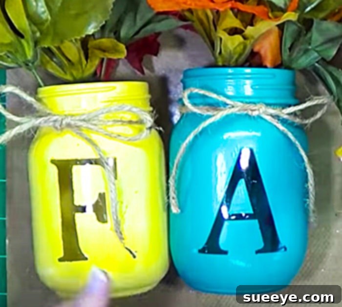 Elevate Your Fall Table with Mason Jar Centerpieces 3 Mason Jar Craft Ideas - DIY Mason Jar Centerpiece - Fall Decor