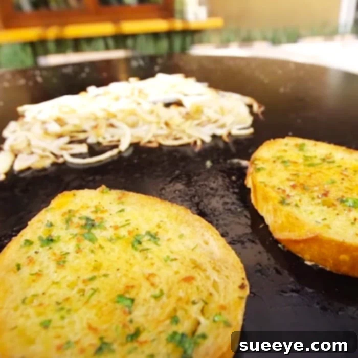 Ultimate Garlic Bread Steak Sandwich 3 Sandwich Ideas - Lunch Ideas - Steak Recipes