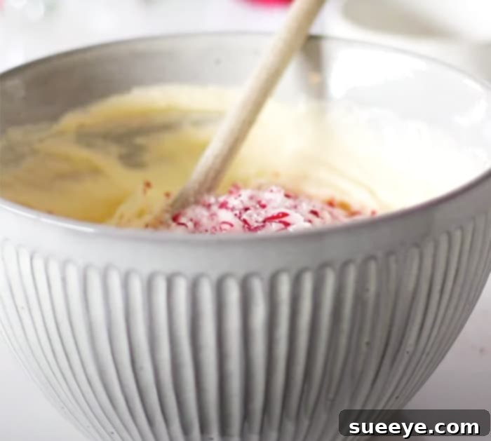 Candy Cane Recipes - Christmas Dessert Recipes - Peppermint Cheesecake