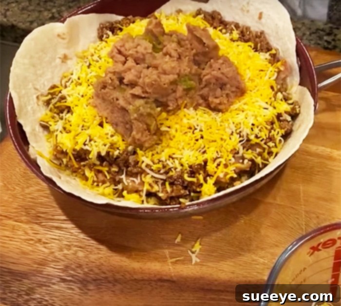 Paula Deen's Ultimate Taco Pie 3 Tex Mex Recipes - Cheesy Recipes - Easy Taco Pie Recipes