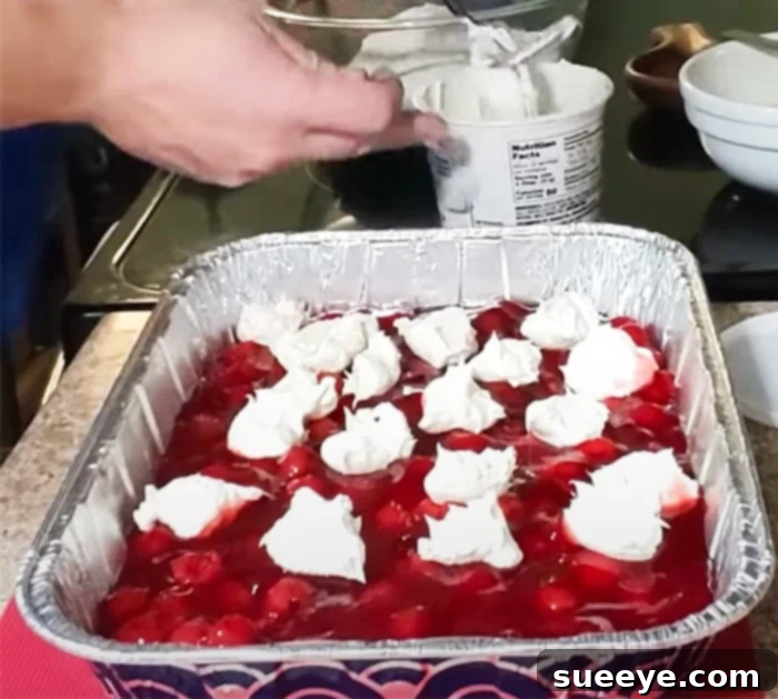 Easy Cherry Cheesecake Dump Cake 2 How To Make Cherry Cheesecake Dump Cake Recipe - Cheesecake Recipes