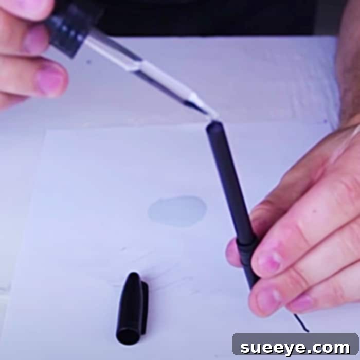 Bring Your Dead Sharpie Back to Life 3 How To Use Alcohol To make a Sharpie Work - Magic marker Hack - Sharpie Hack