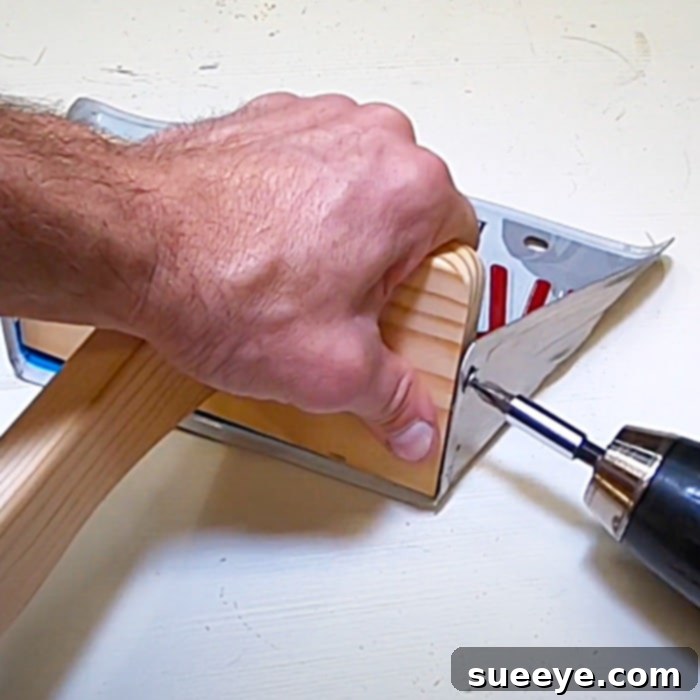 Repurpose a License Plate into a Handy Dustpan 2 How To Make A Dustpan - Easy Dustpan Idea - DIY Dustpan