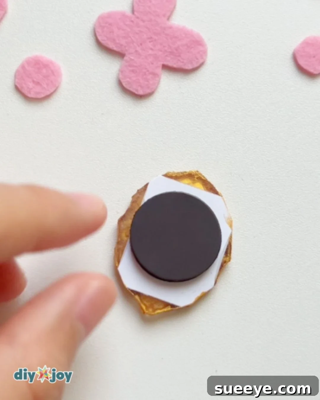 DIY fridge magnets